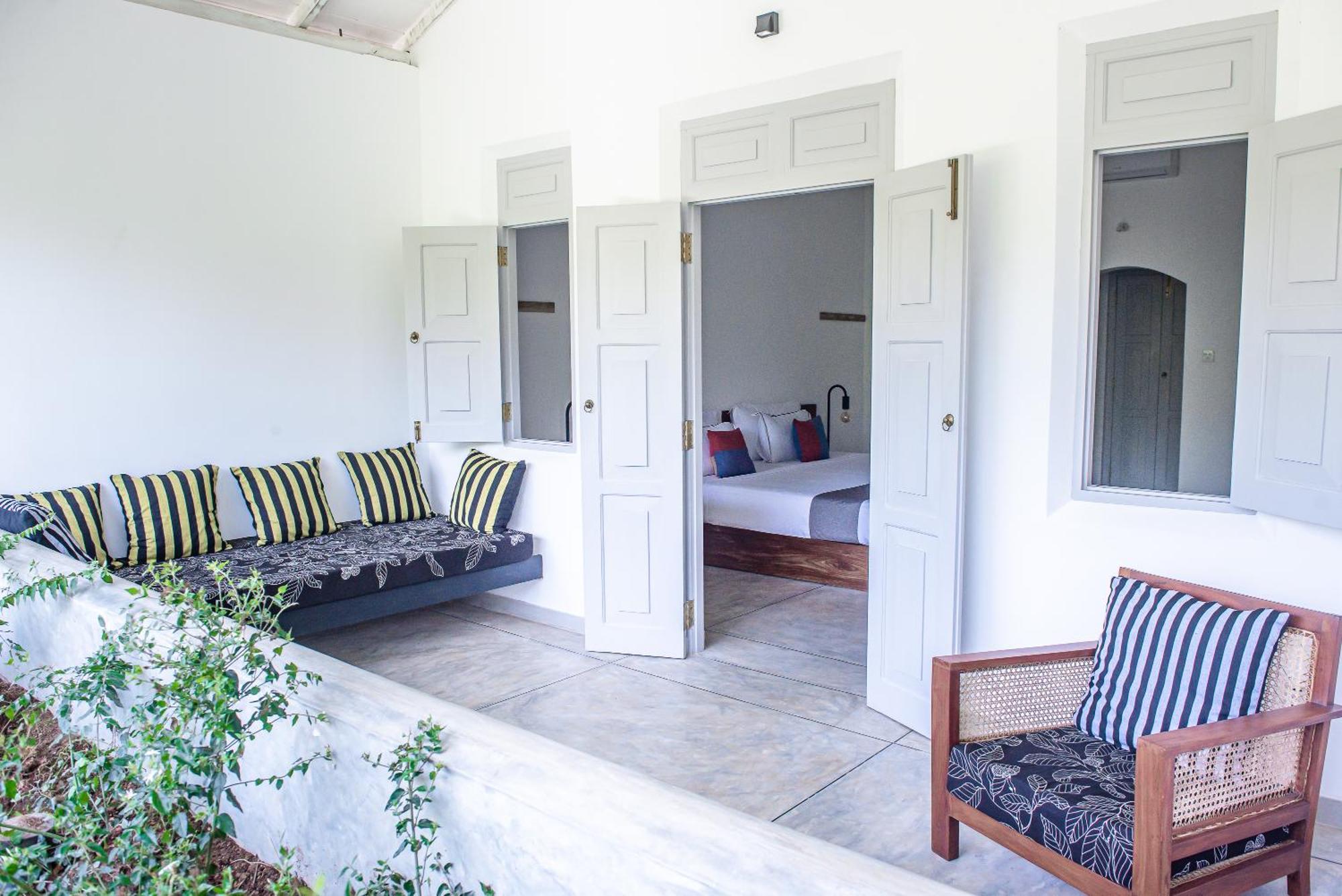 Good Story At Nirbana Island Bed & Breakfast Ахангама Екстериор снимка